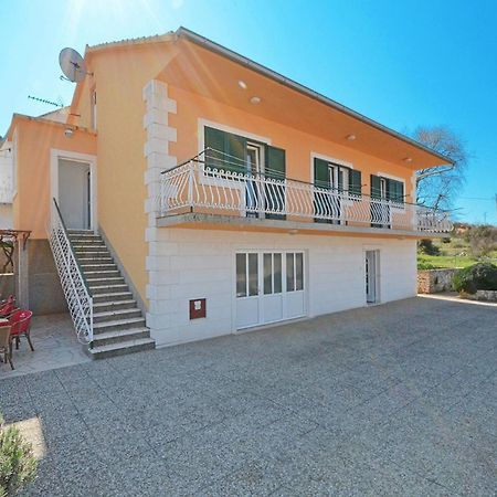 Apartments With A Parking Space Marina, Trogir - 11554 Экстерьер фото